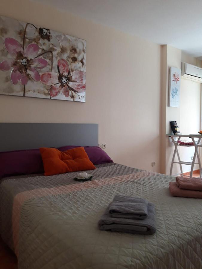 Almudena Estudio Torrevieja Esterno foto